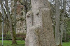 Sērūdens avots Ceriņu parkā